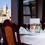 Hotel Albarracin Otel 3*