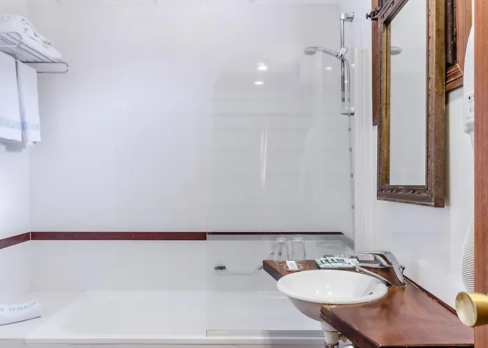 Hotel Albarracin Otel 3*