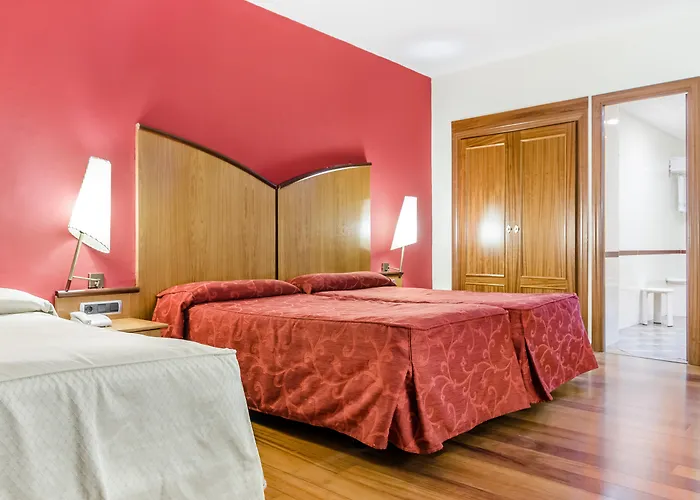 Hotel Albarracin Hotell 3*