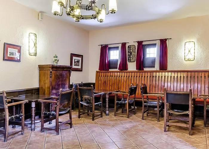 Hotel Albarracin Hotell 3*