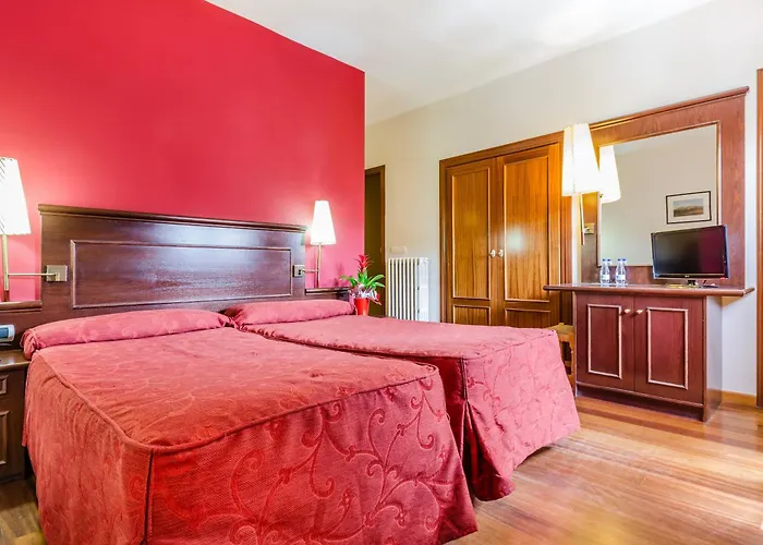 Hotel Albarracin Hotell 3*